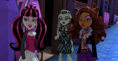 Monster High: New Ghoul In School
